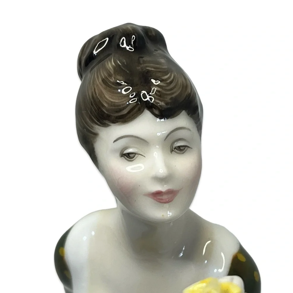 Vintage 1967 Royal Doulton Figurine “Fleur” HN 2368